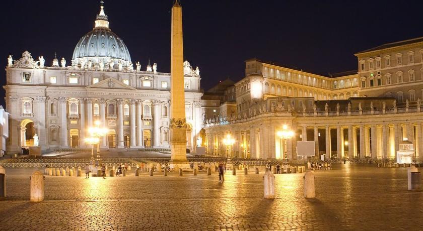 Anna A San Pietro Holiday House Рим Екстериор снимка
